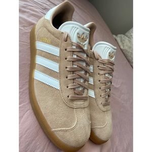 Adidas Originals Gazelle "ASH PEARL" New no tags